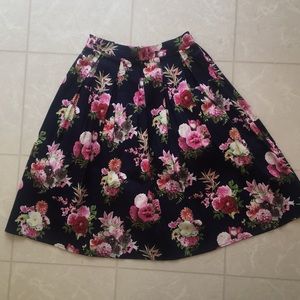 She & Sky Floral Pleated Skirt Women’s S